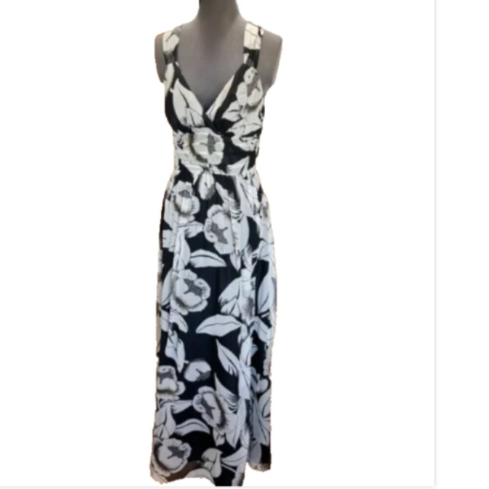 WHBM White House Black Market Maxi Dress Sz 2 Silk Floral Lined NEW Backless